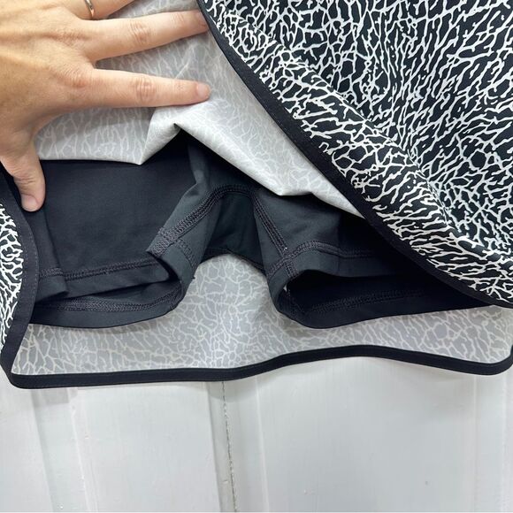 Nike Golf Tennis athletic skirt skort women small skirt compression short under - Picture 4 of 5